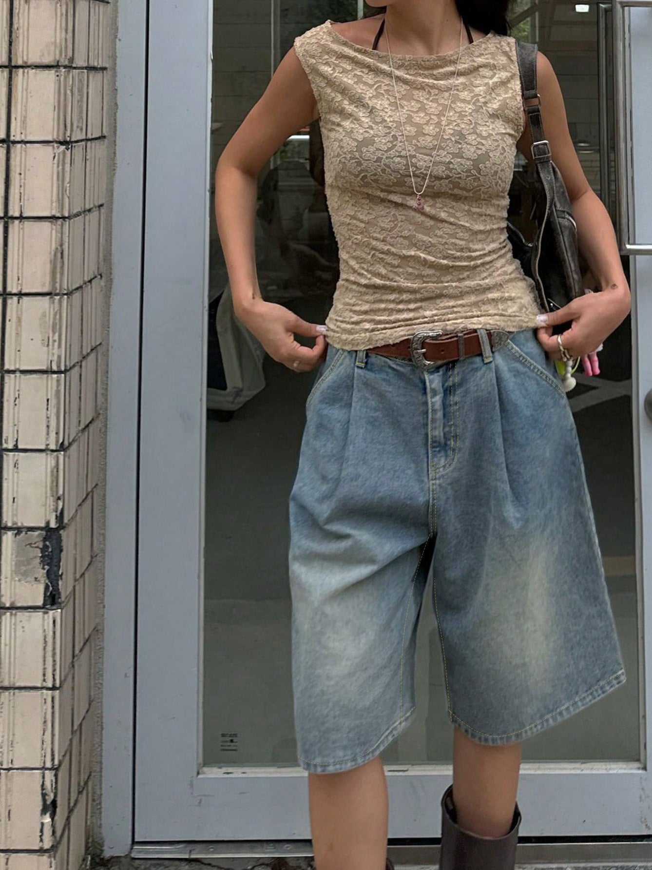 Retro Pleated Wide Leg Straight Denim Shorts Without Belt